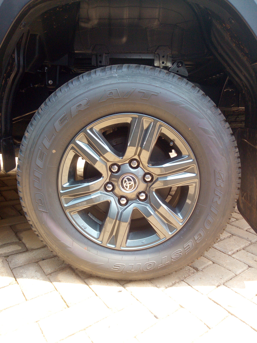 2025 Hilux 4x4