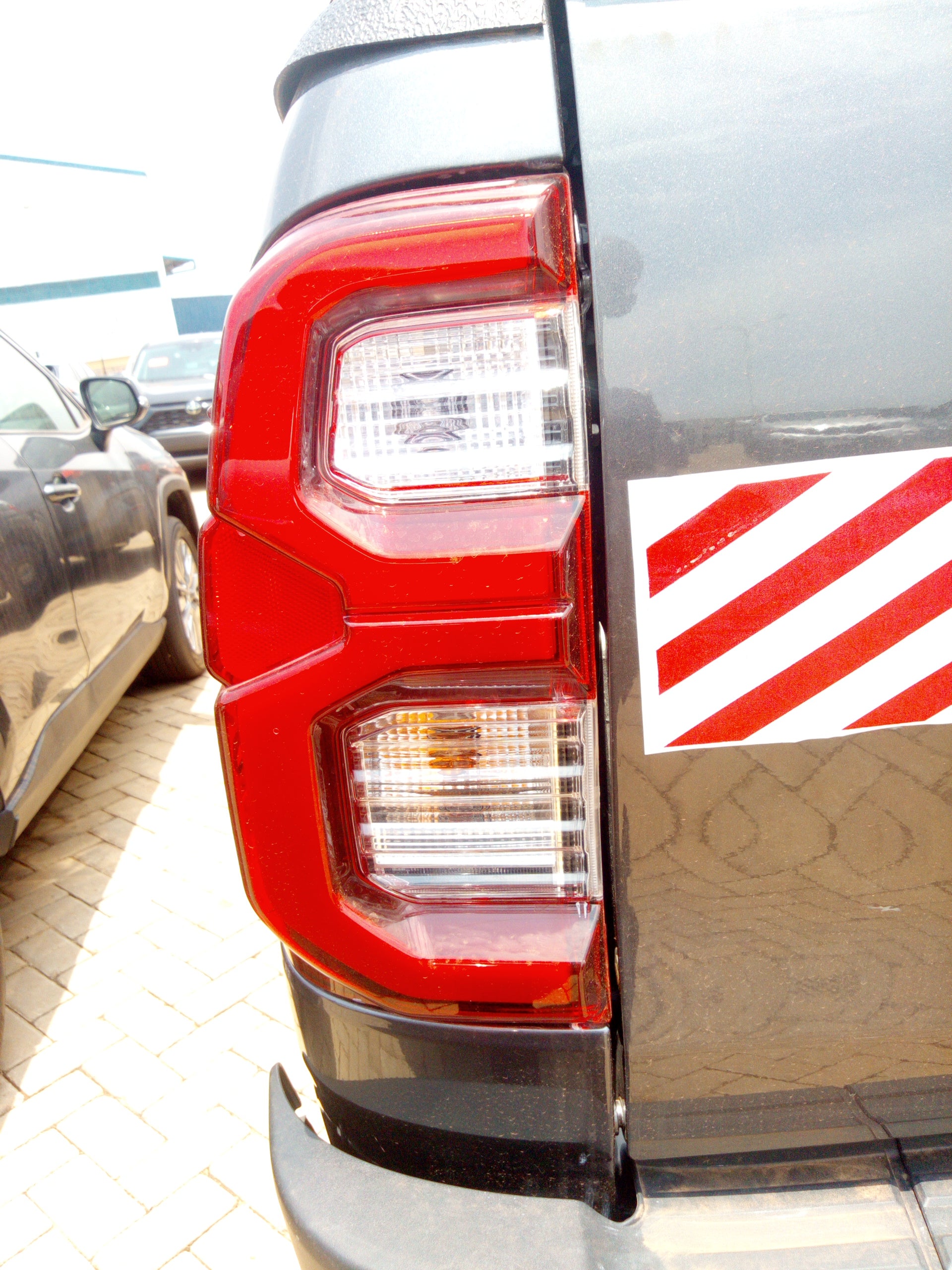 2025 Hilux 4x4